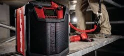 Radio De Chantier R 6-22 7 Radio De Chantier R 6-22 -Hilti 9717088026654